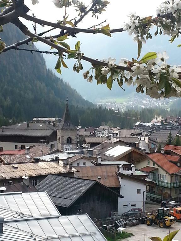 Apartmán Villetta Panorama Canazei Exteriér fotografie